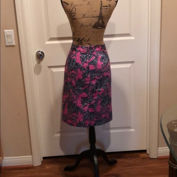 Van Heusen pencil Skirt - Picture 4 of 5